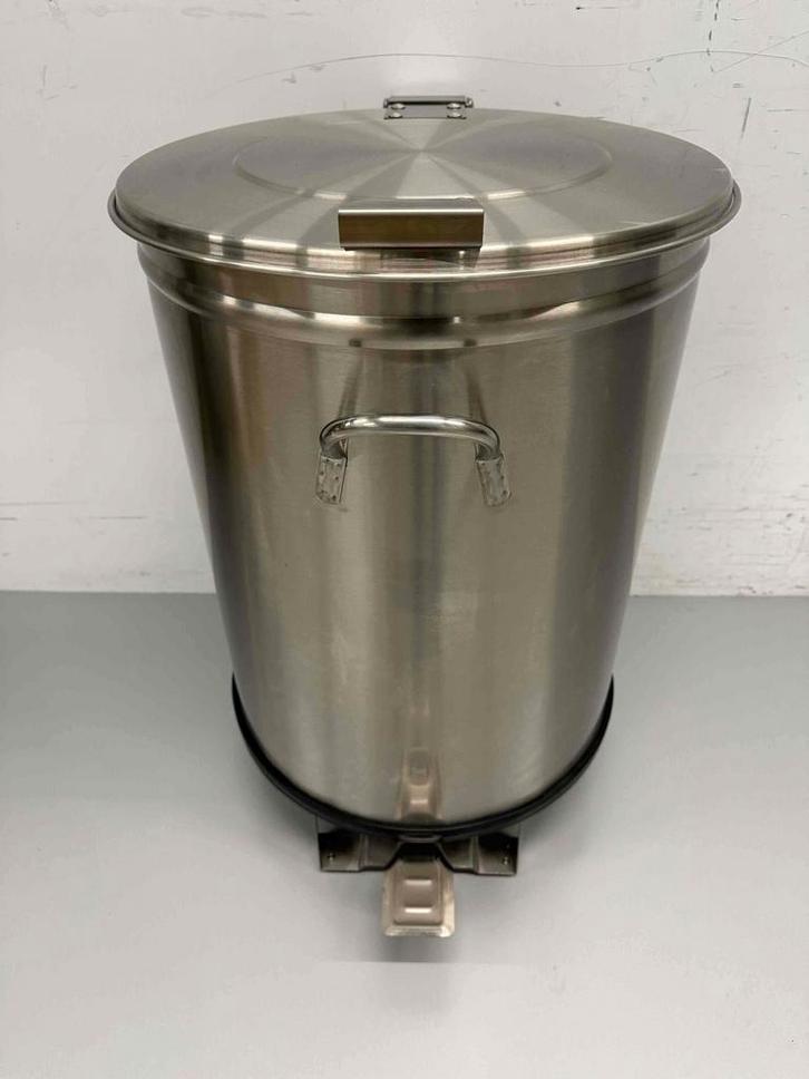 Poubelle en acier inoxydable Poubelle avec commande au pied, Articles professionnels, Horeca | Équipement de cuisine, Envoi