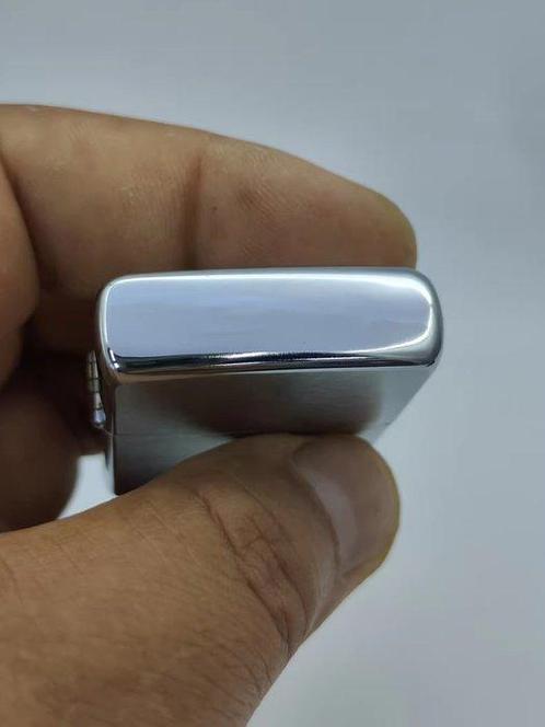 Zippo - Standard Zippo - Zonder Minimumprijs - Aansteker -, Verzamelen, Rookartikelen, Aanstekers en Luciferdoosjes