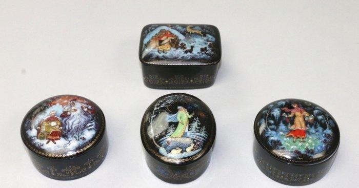 Muziekdoos - Rusland - 1980-1990, Antiek en Kunst, Curiosa en Brocante