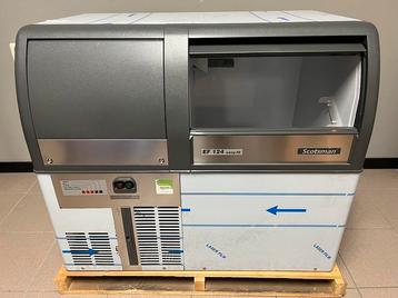 OUTLET! Nieuwe Scotsman schilferijsmachine EF124 AS easy fit, Zakelijke goederen, Ophalen of Verzenden, Gebruikt, Koelen en Vriezen