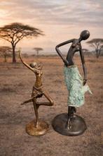 Figurine - Twee Afrikaanse beeldjes brons (2) - Bronze, Antiek en Kunst