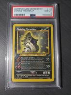 Pokémon - 1 Card - Shining Tyranitar PSA 8, Hobby en Vrije tijd, Verzamelkaartspellen | Pokémon, Nieuw