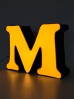 Lamp - Metaal - Letter M, Antiek en Kunst