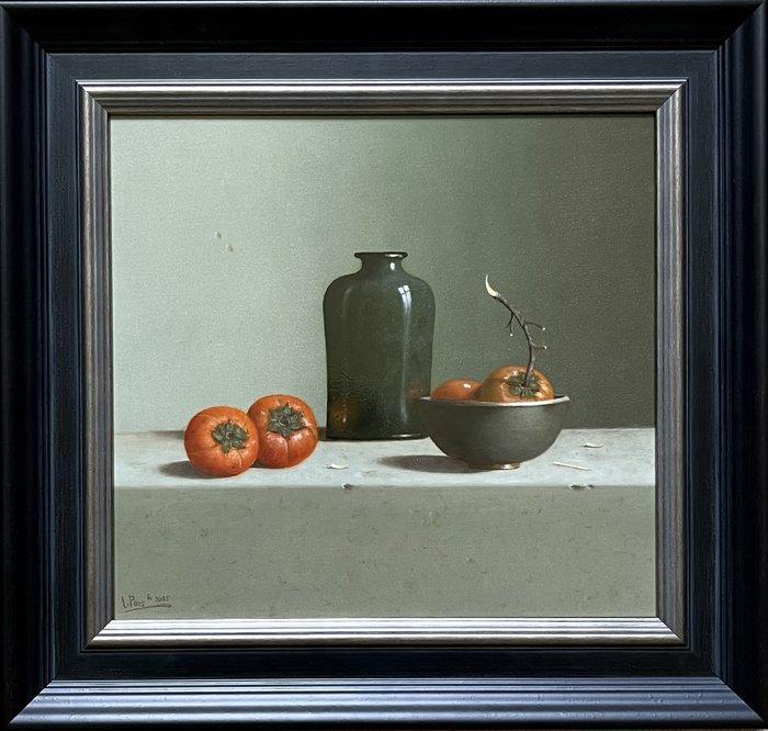Leo Pors (1952) - 17e Eeuws V.O.C.-flesje en kakifruit, Antiek en Kunst, Kunst | Schilderijen | Klassiek