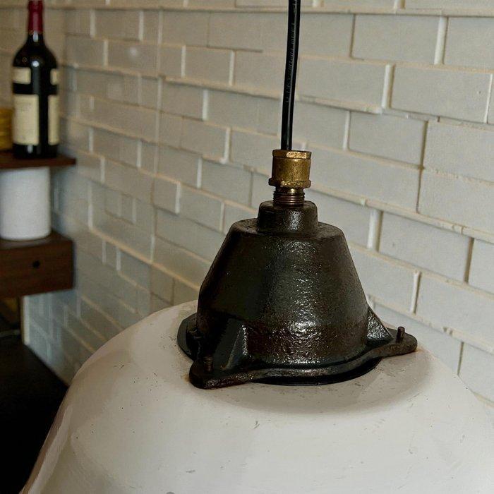 szarvasi - Plafondlamp - Emaille, IJzer, Antiek en Kunst, Curiosa en Brocante