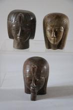 Figuur - Drie Egyptische Koningen  (3) - steen