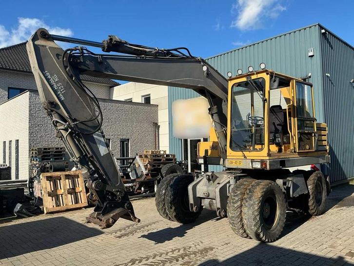 Akerman H5M Bandenkraan Banden graafmachine, Zakelijke goederen, Machines en Bouw | Kranen en Graafmachines