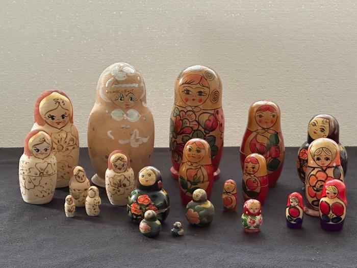 Themacollectie - Exclusieve matroesjka poppen rijkelijk en, Antiek en Kunst, Curiosa en Brocante