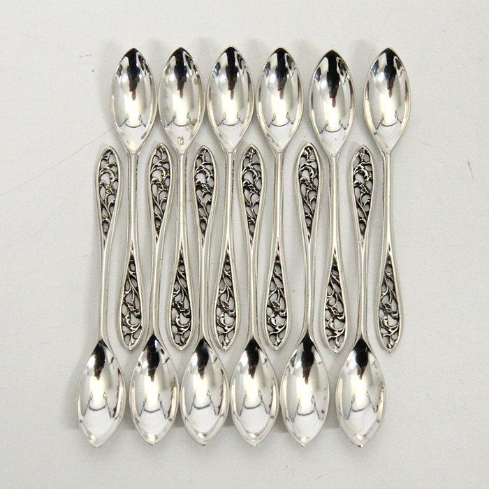 12 identieke Antieke espresso lepeltjes in originele etui -, Antiquités & Art, Antiquités | Argent & Or