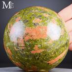 Metamorfische Unakietbol - Zeldzaam mineraal - Roze, Verzamelen, Mineralen en Fossielen