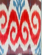 Textiel - 440 cm - 38 cm - Oezbeekse kat-stof