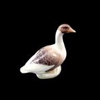 Royal Copenhagen - Figurine - Goose with head up at