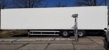Veiling: Gesloten Oplegger Van Hool 2B2001 1997, Auto's