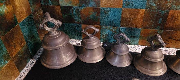 Decoratieve bel (11) - India - Tempelbellen uit India, Antiquités & Art, Curiosités & Brocante