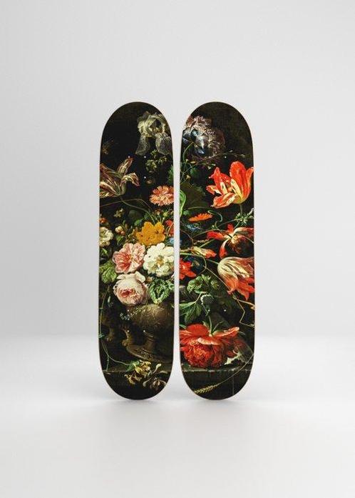 Daprès Abraham Mignon - Flowers mignon Diptych Skateboard, Antiek en Kunst, Kunst | Designobjecten