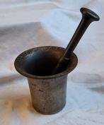 Antieke Vijzel met stamper, met inscripties: 1914-1915,