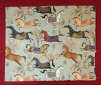 Tissu Chaval dOrient exclusif avec des chevaux en course