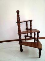 Trapje - Hout - Bibliotheeklijst