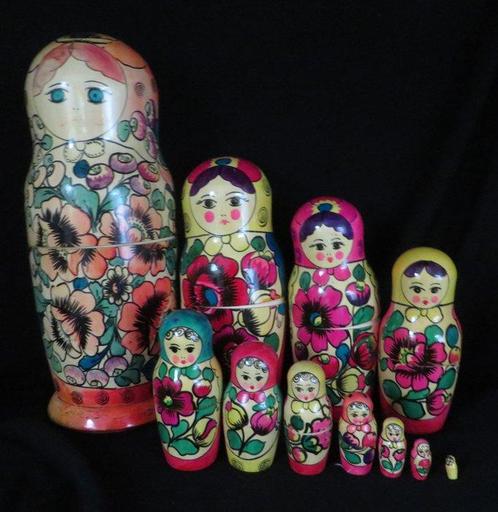 Figure - 11-delige matroesjka-set waarvan de grootste pop 39, Antiek en Kunst, Antiek | Speelgoed