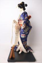Bijin met Brief - Traditionele Japanse Decoratieve Pop -