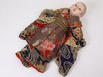 Antique Articulated Ichimatsu Doll – Traditional Gofun, Antiek en Kunst