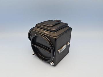 Hasselblad 500C/M + Waist level finder (read description)