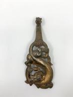 Brons Oud-Chinees, Han-dynastie Drakenfibula, ca. 206 v.Chr.