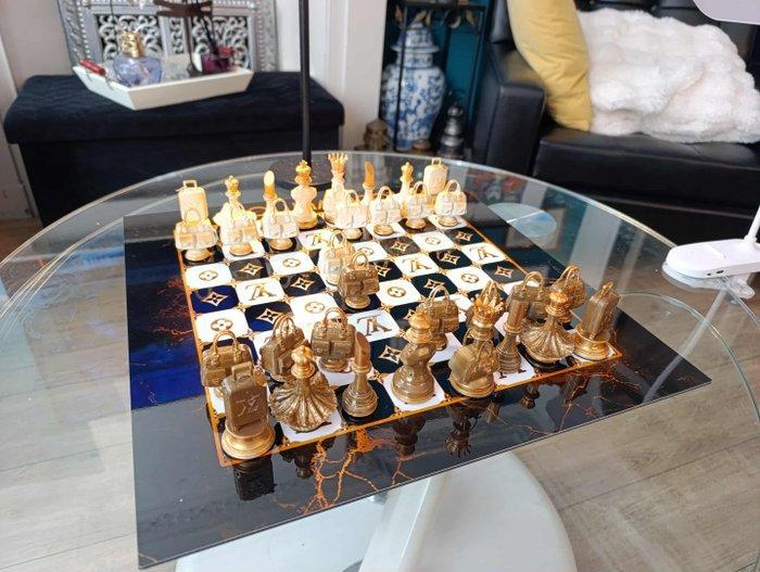 Dominique Kleiner - Vuitton Élégance Suprême, Antiek en Kunst, Kunst | Designobjecten