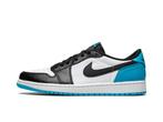 Air Jordan 1 Retro Low OG Powder Blue - Maat 46 EU, Kleding | Heren, Schoenen, Ophalen of Verzenden, Nieuw