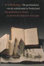 De geschiedenis van de scheikunde in Nederland 9789062758159, Boeken, Verzenden, Gelezen, H.A.M. Snelders