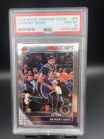 2019 Panini Hoops Premium Stock Anthony Davis #89 PSA 10, Hobby en Vrije tijd, Verzamelkaartspellen | Overige, Nieuw