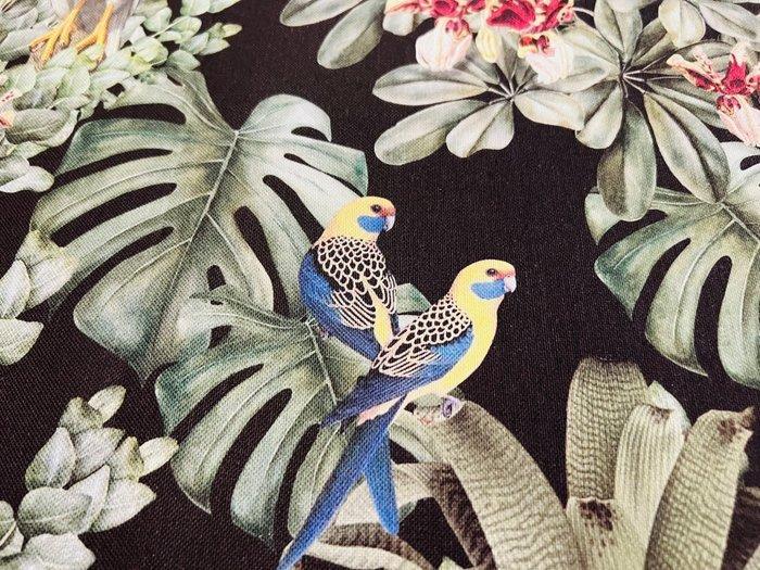 Enchanted Jungle – De stof die elke ruimte in een, Antiek en Kunst, Antiek | Tapijten, Tafelkleden en Textiel