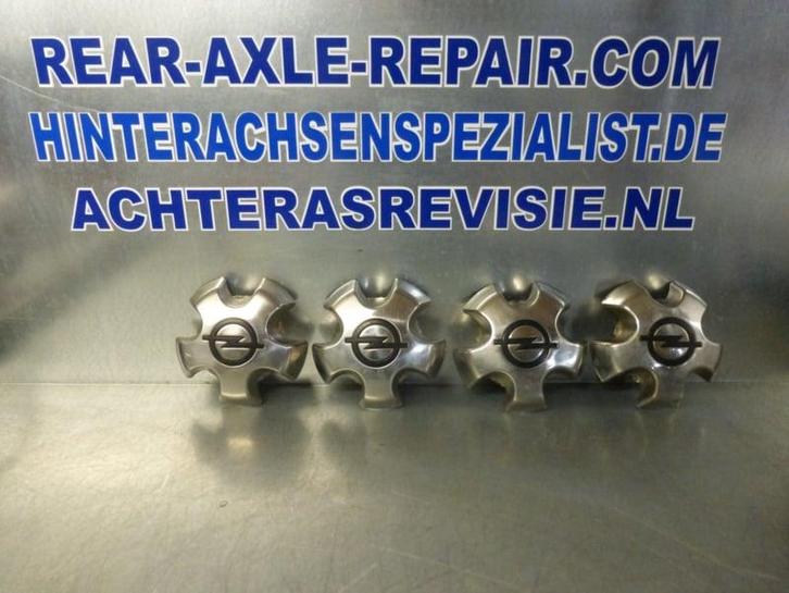 5 x Wielnaaf kap, chroom Opel 5 gaats (o.a. Commodore), Auto-onderdelen, Carrosserie, Gebruikt, Opel, Verzenden