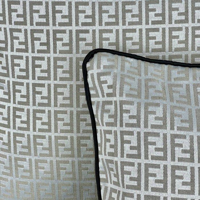 Fendi Casa Nieuwe set van vier - Kussen, Antiquités & Art, Tapis & Textile