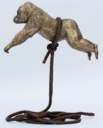 Gillie & Marc Schattner (XX-XXI) - Flying Gorilla on Short