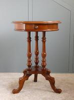 Bijzettafel - Hout, Messing - Met Lade, Antiek en Kunst