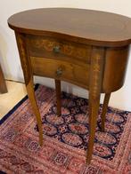 Table de chevet - Noyer - haricot, Antiek en Kunst