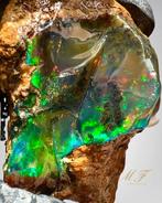 150 karaat - Natuurlijke kristalopaal AAA+++ XXL -