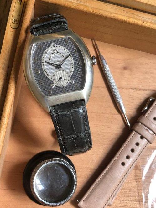 Van Der Bauwede - Magnum Flying Spur Ltd. ed. - 255 001 1154, Handtassen en Accessoires, Horloges | Heren
