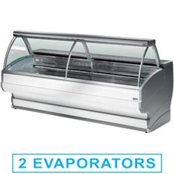 Gekoelde vitrinetoonbanken met gebogen ruiten, met reserve beschikbaar voor biedingen