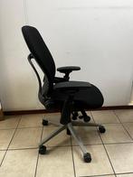 Steelcase Leap V2 Bureaustoel - Alu Frame - Zwarte Stof, Verzenden, Zwart, Zo goed als nieuw, Bureaustoel