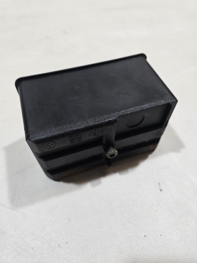 Vespa Lx / S Vespa Lx 50 Accubak, Fietsen en Brommers, Brommeronderdelen | Scooters, Overige typen, Overige merken, Ophalen of Verzenden