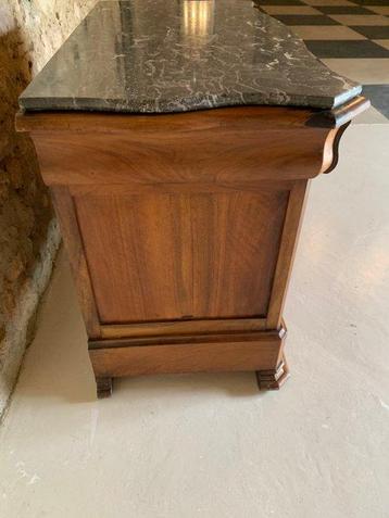 Commode - Noyer beschikbaar voor biedingen