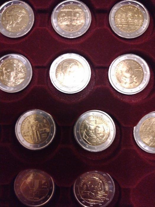 Italië. 2 Euro 2004/2024, Lotto di 32 monete (Zonder, Postzegels en Munten, Munten | Europa | Euromunten