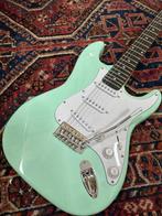 Lintage Guitars - ST-1 - Surfin Green (Stratocaster) - -, Muziek en Instrumenten, Snaarinstrumenten | Gitaren | Akoestisch, Nieuw