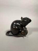 Okimono Rat a la grenade - Bronze - Japon - Période Meiji