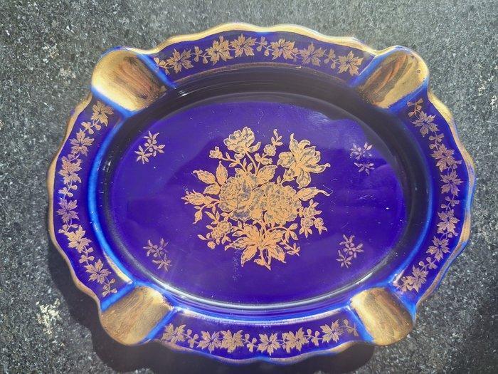 limoges - Tafelservies - Porselein - Is dit een rokersset?, Antiek en Kunst, Antiek | Glaswerk en Kristal