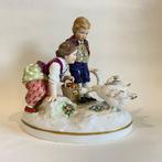 Karl Ens, Volkstedt - Beeldje - Boy with girl and ducks -, Antiquités & Art