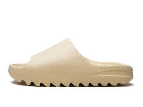 Adidas Yeezy Slide Bone - Maat 40.5 EU, Kleding | Heren, Schoenen, Ophalen of Verzenden