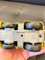 Polistil 1:24 - Modelauto - G4 citron le chery bug